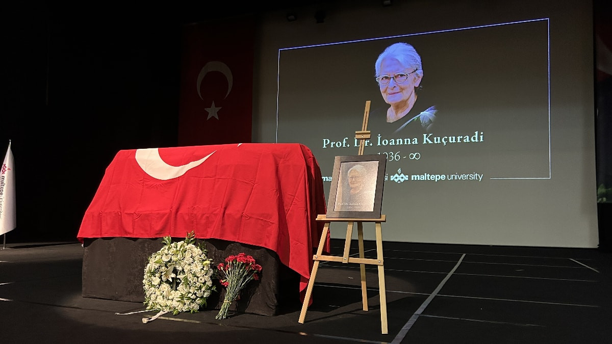Felsefeci Prof. Dr. İoanna Kuçuradi son yolculuğuna uğurlandı