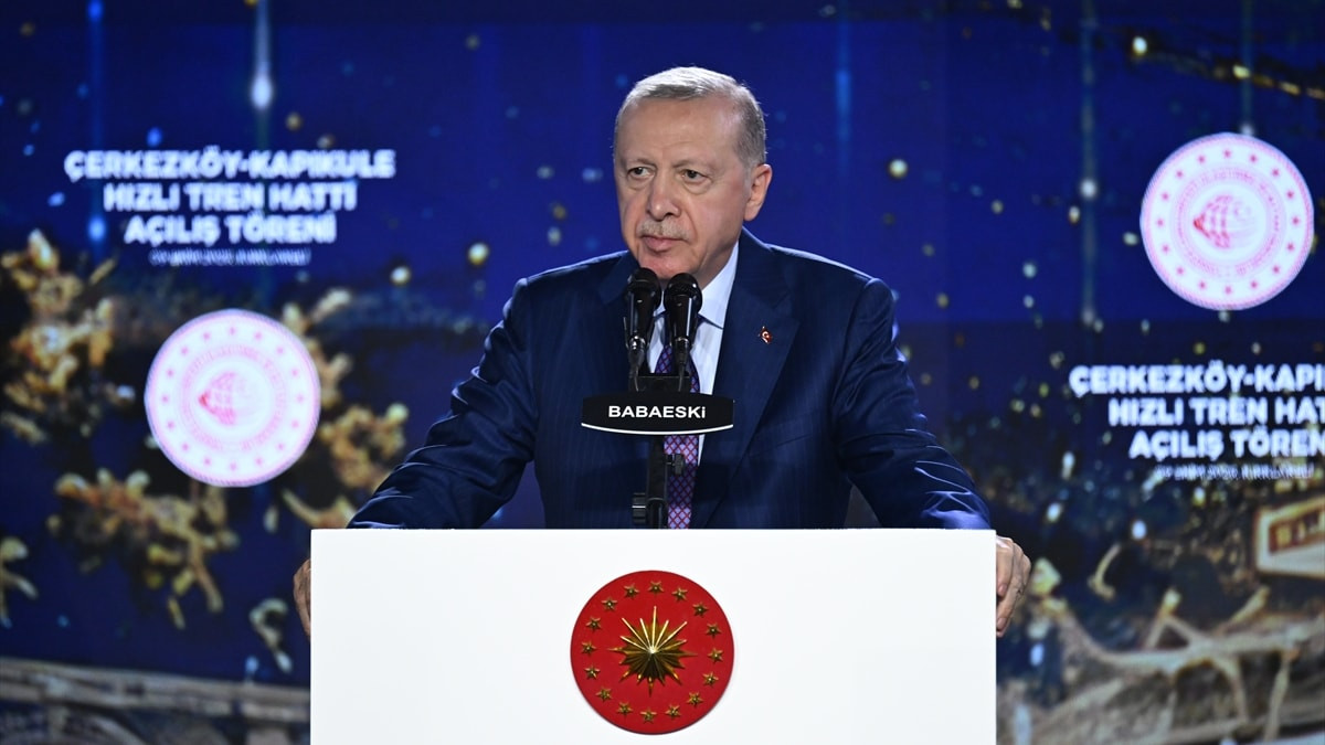Cumhurbaşkanı Erdoğan: Gündemimizde milletimize eser kazandırmak var