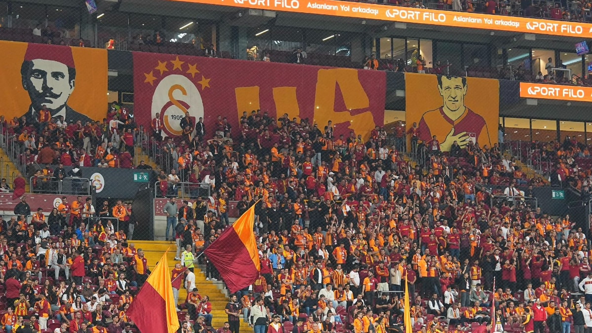 Galatasaray - Barcelona maçının öncelikli biletleri satışta