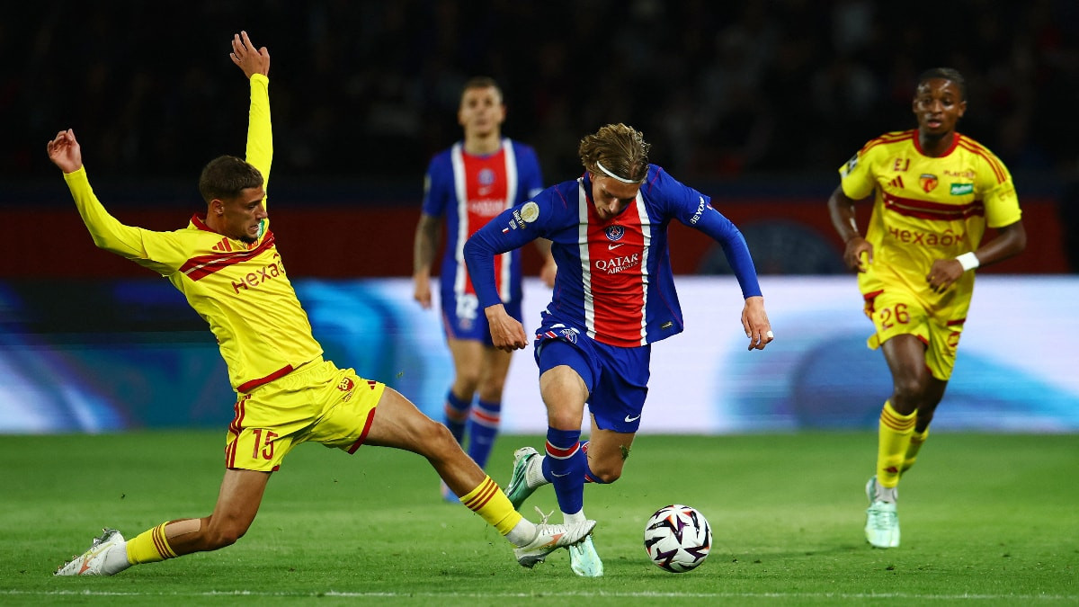 Paris Saint Germain, Le Mans'ı devirdi