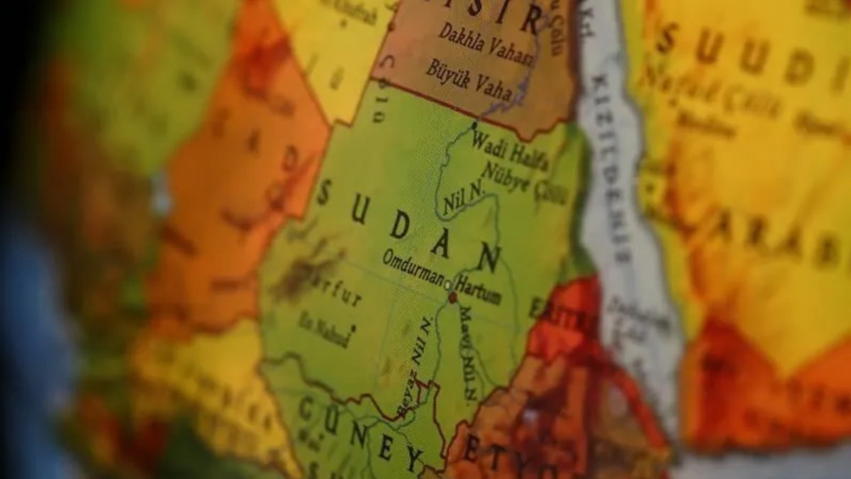 Sudan'ın Mısır sınırındaki altın madenine hava saldırısı: 72 ölü