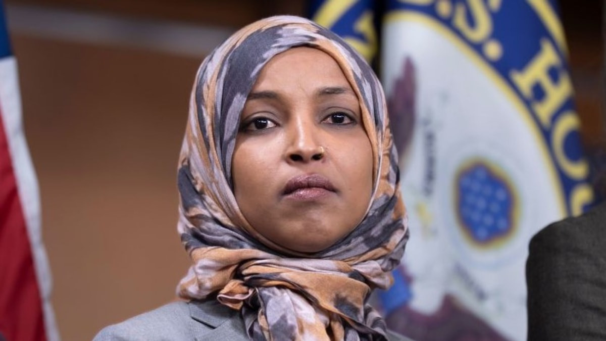ABD'de Demokrat Kongre üyesi Ilhan Omar'ın evinde arama