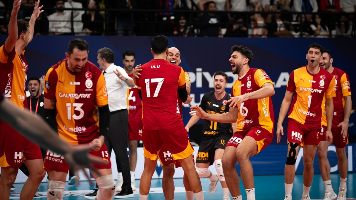 Voleybol Erkekler Şampiyonlar Kupası'nı Galatasaray kazandı
